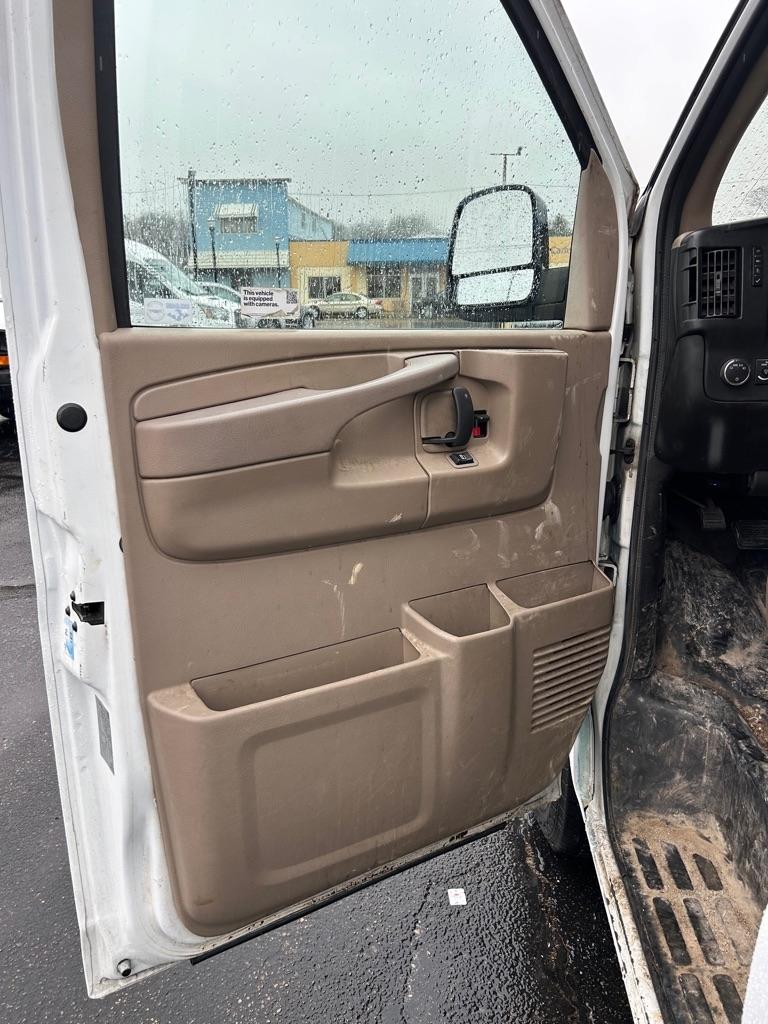 GMC Savana G2500 Cargo 2015
