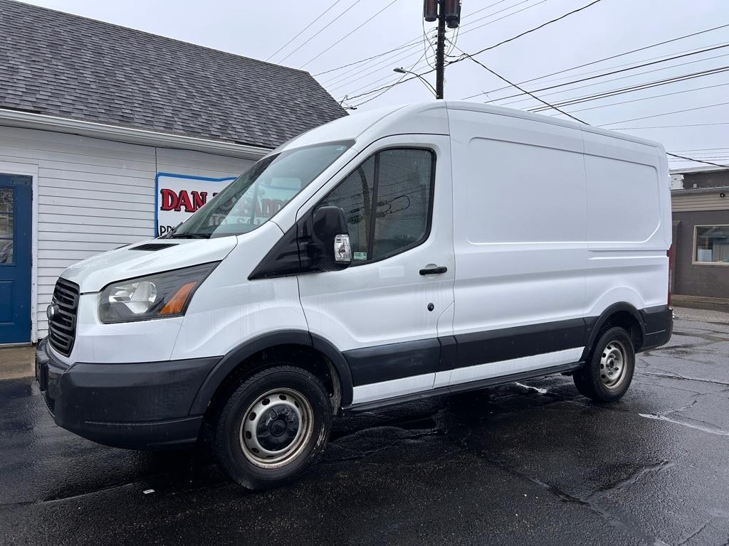 Ford Transit 250 Van Med. Roof w/Sliding Pass. 130-in. WB 2016