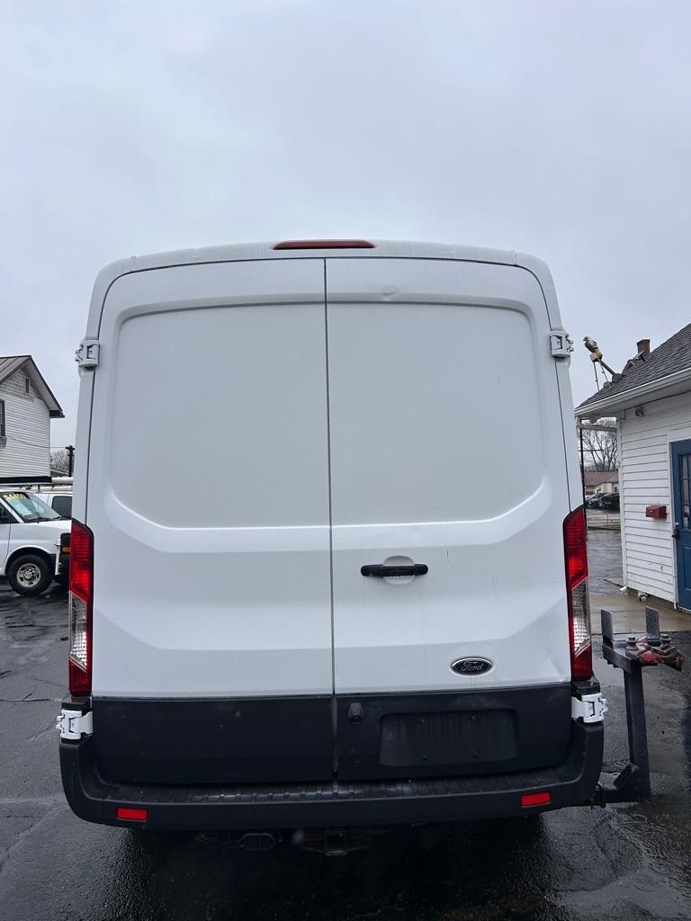 Ford Transit 250 Van Med. Roof w/Sliding Pass. 130-in. WB 2016