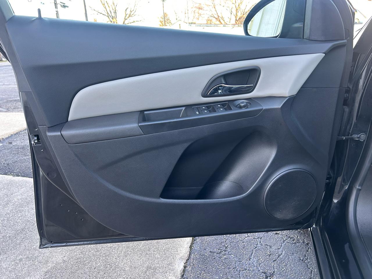 Chevrolet Cruze LS Auto 2014