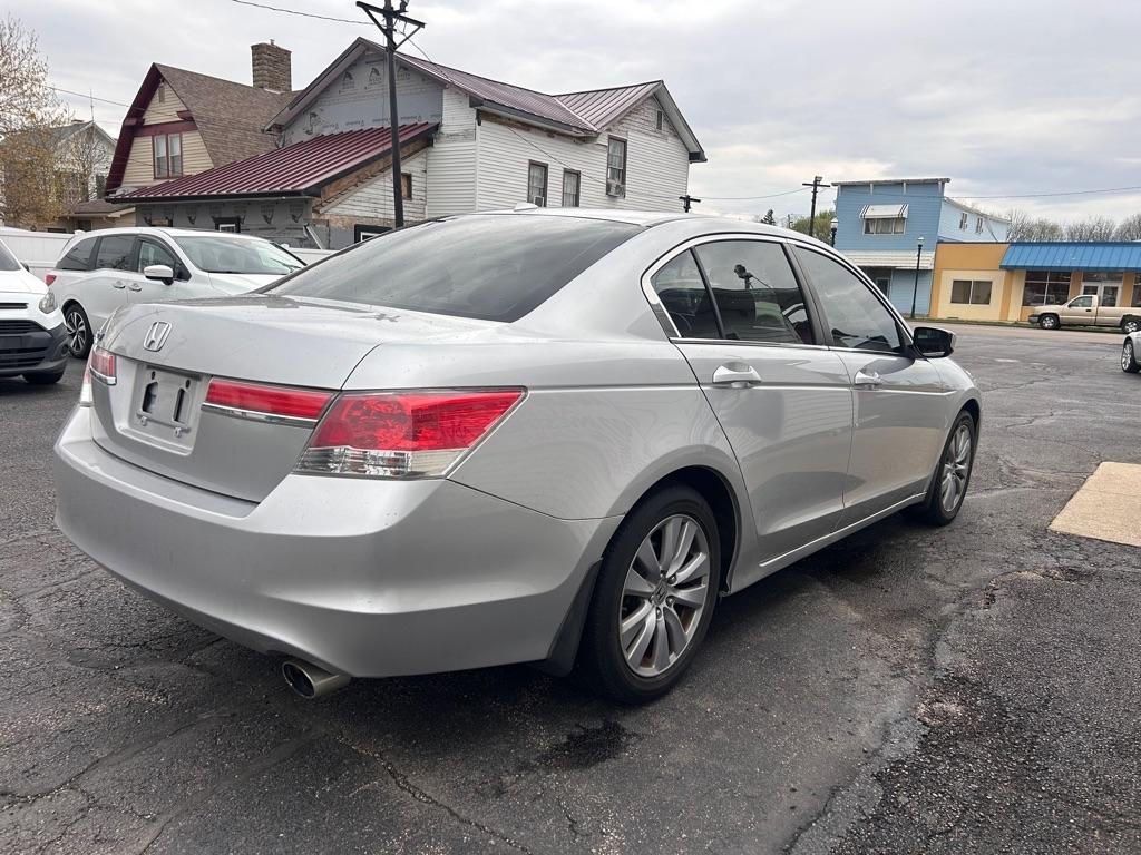 Honda Accord EX-L Sedan AT 2011