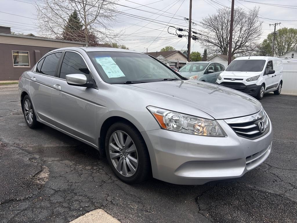 Honda Accord EX-L Sedan AT 2011