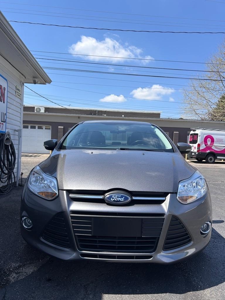 Ford Focus SE Sedan 2013