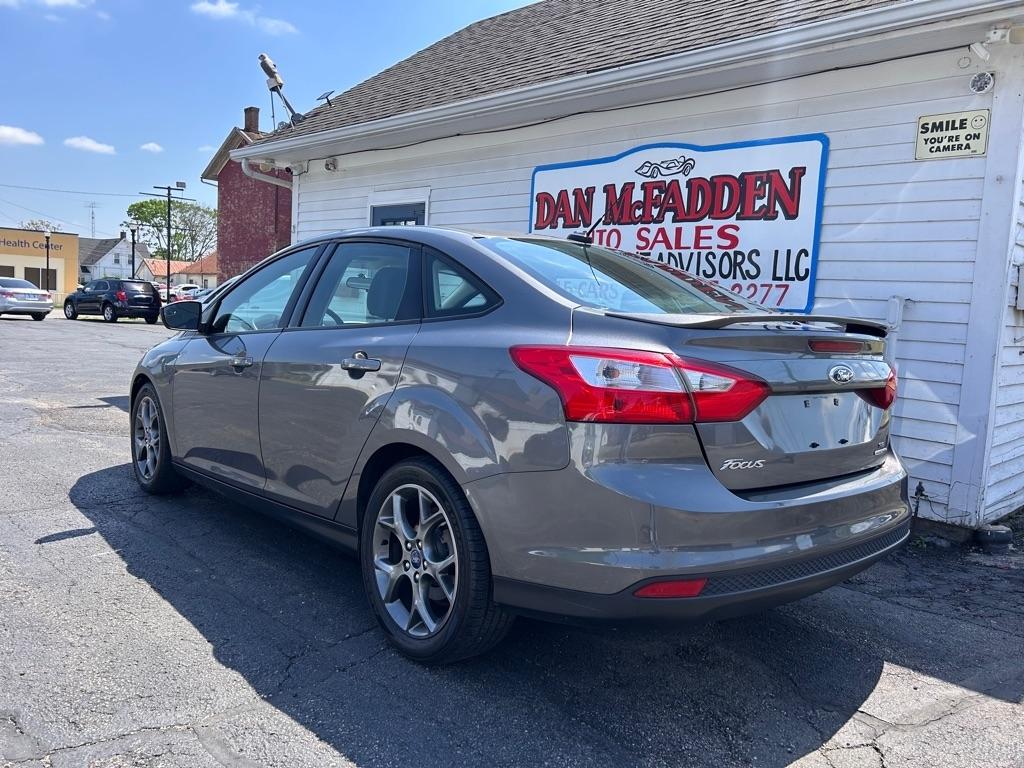 Ford Focus SE Sedan 2013