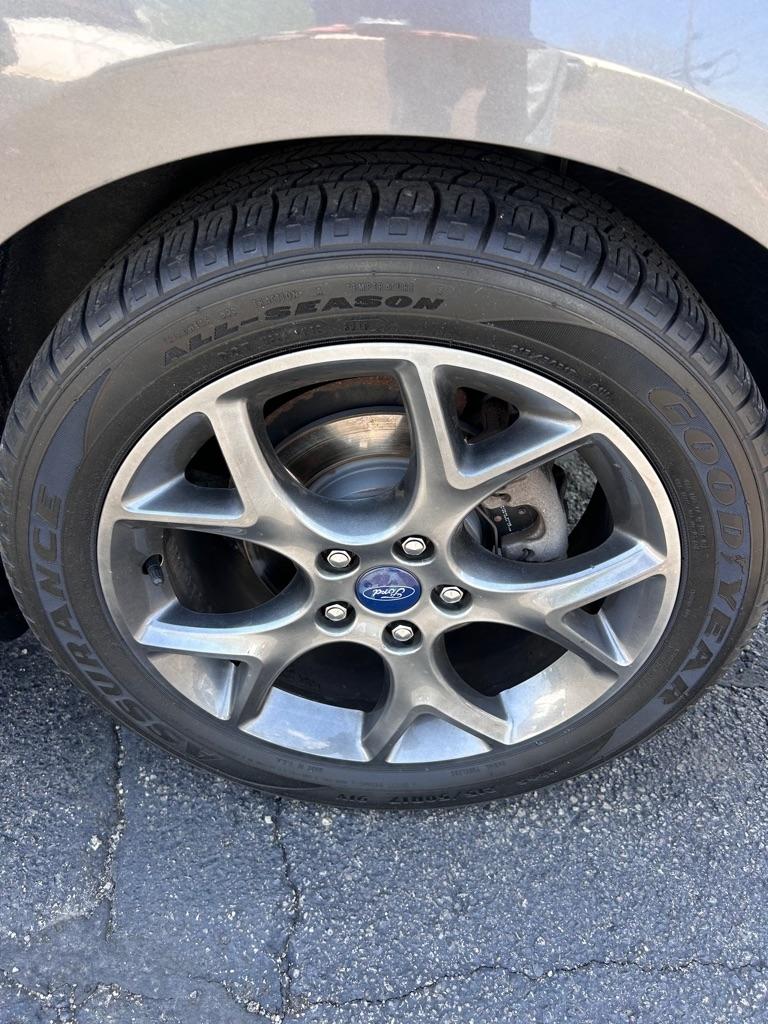 Ford Focus SE Sedan 2013