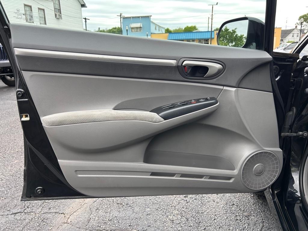 Honda Civic EX Sedan 5-Speed AT 2009