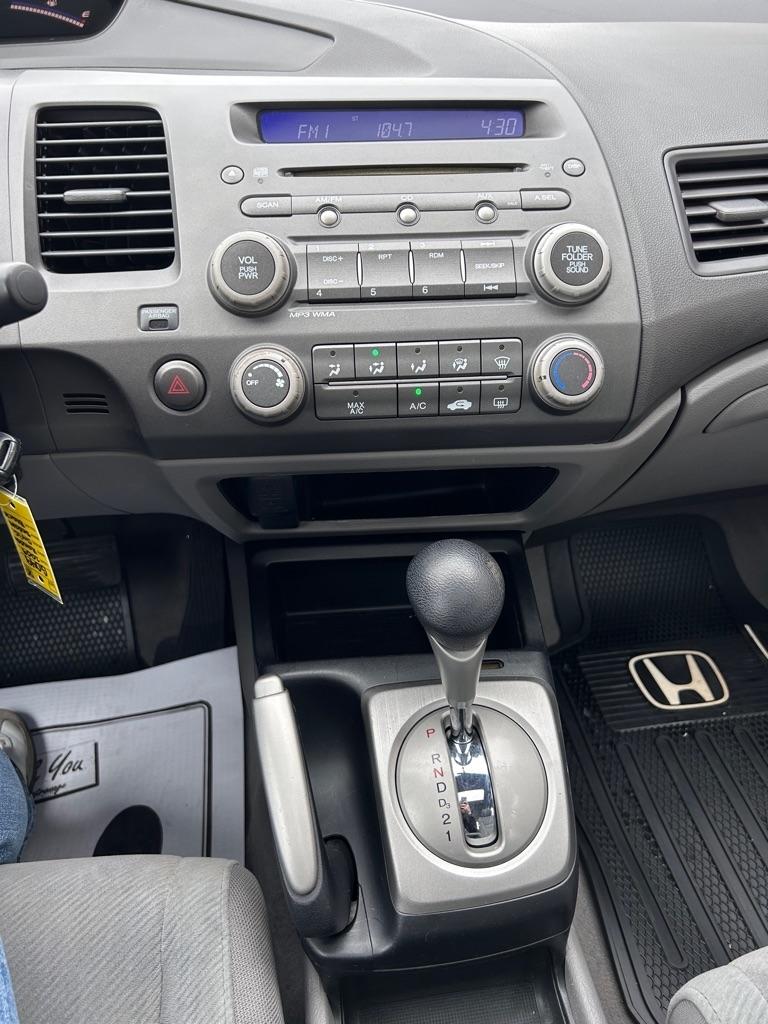 Honda Civic EX Sedan 5-Speed AT 2009