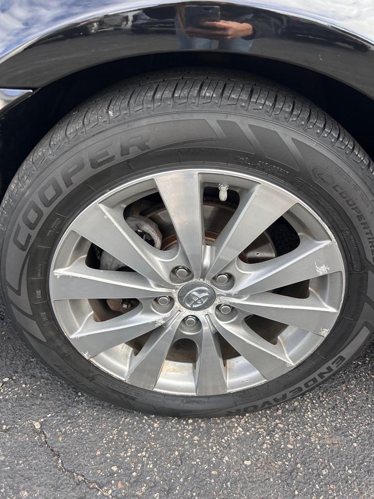 Toyota Avalon Base 2011