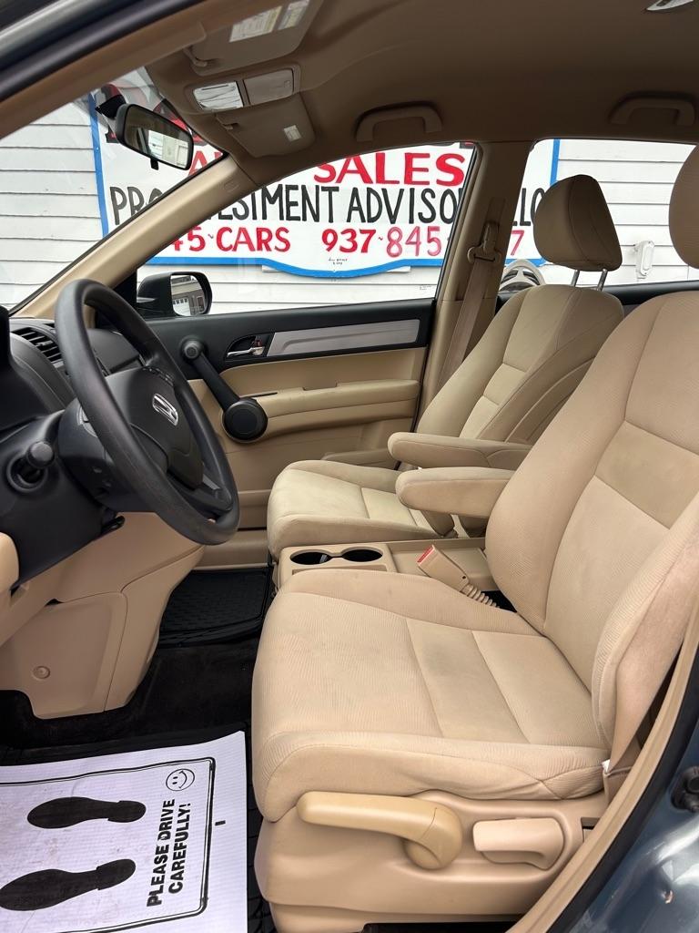 Honda CR-V LX 2WD 5-Speed AT 2011
