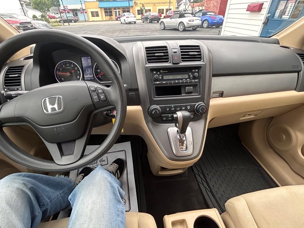 Honda CR-V LX 2WD 5-Speed AT 2011