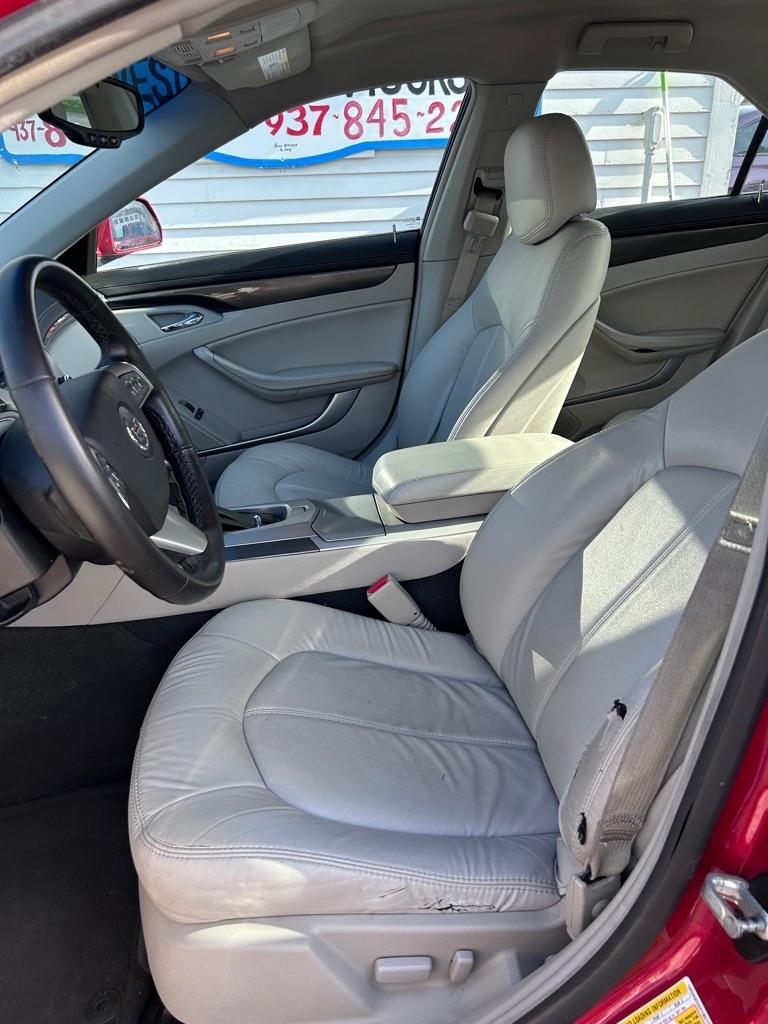 Cadillac CTS Base 2012