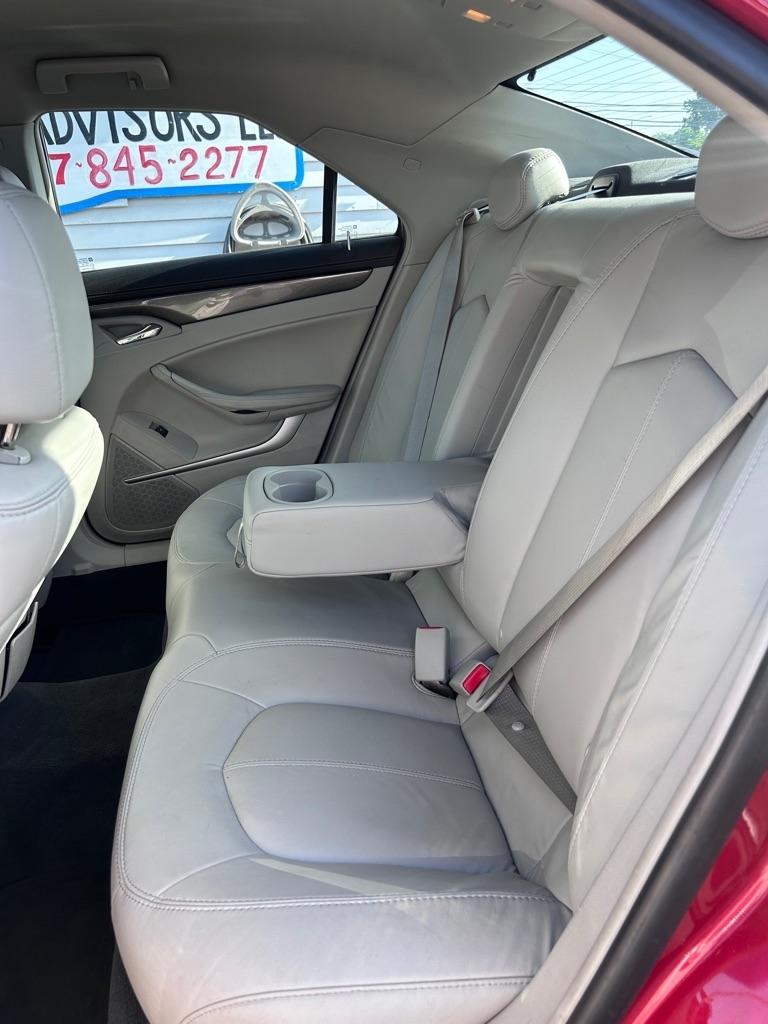 Cadillac CTS Base 2012