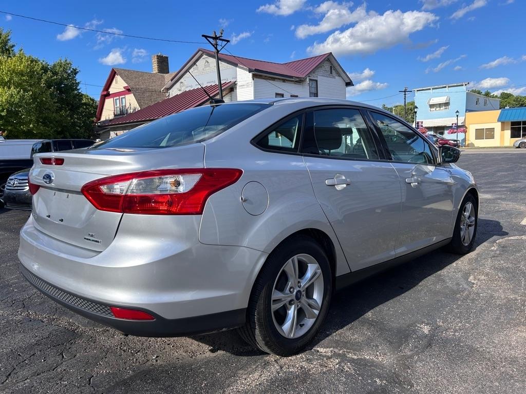 Ford Focus SE Sedan 2013