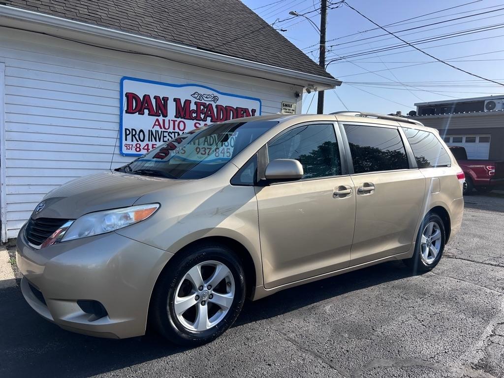 2011 Toyota Sienna LE 8-Pass V6