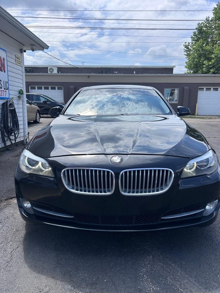 BMW 5 Series  2011