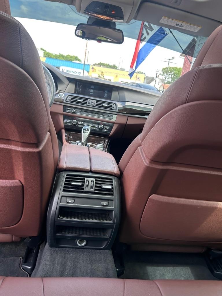 BMW 5 Series  2011