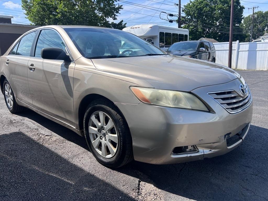Toyota Camry LE V6 6-Spd AT 2009