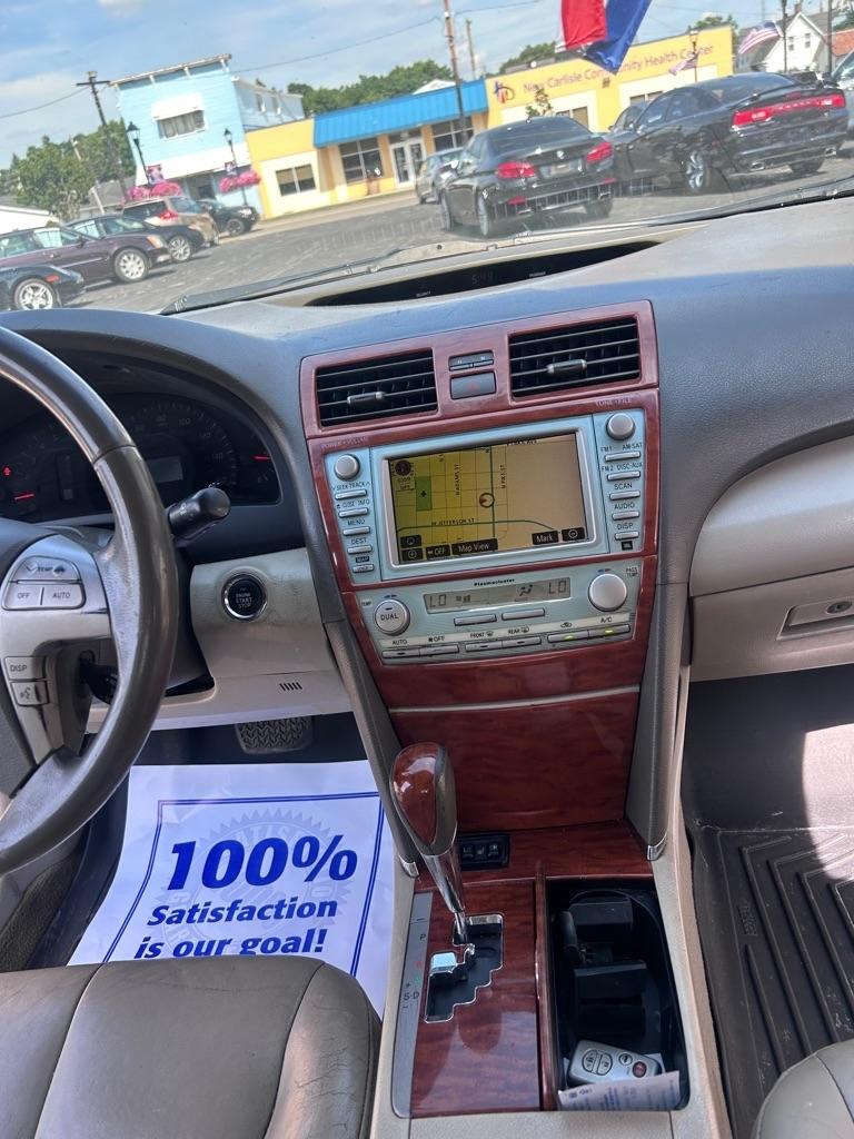 Toyota Camry LE V6 6-Spd AT 2009