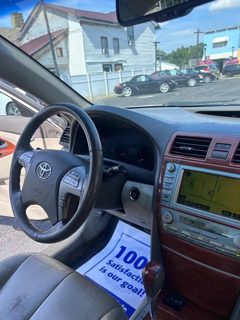 Toyota Camry LE V6 6-Spd AT 2009