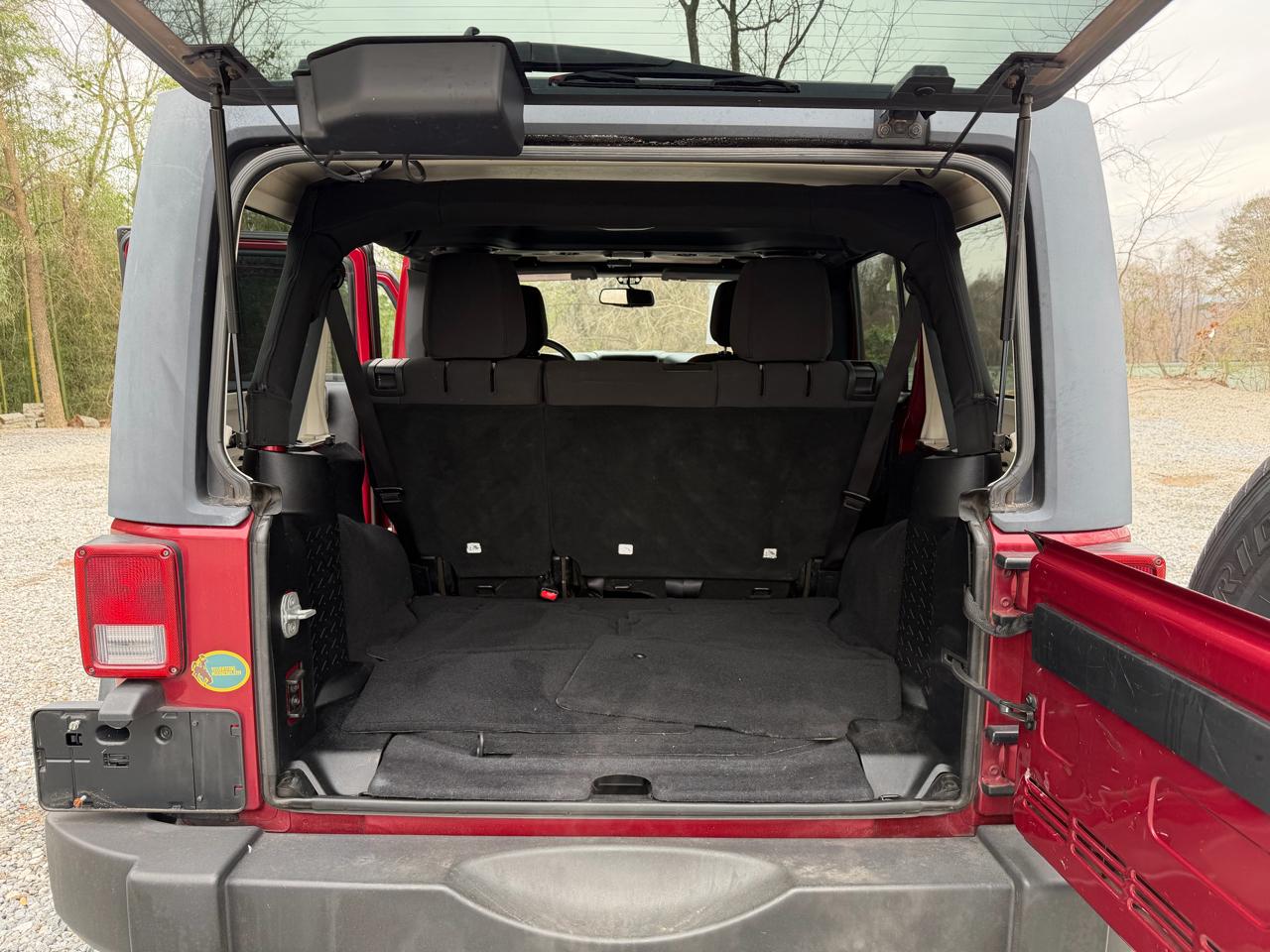 Jeep Wrangler Unlimited Sport 4WD 2013