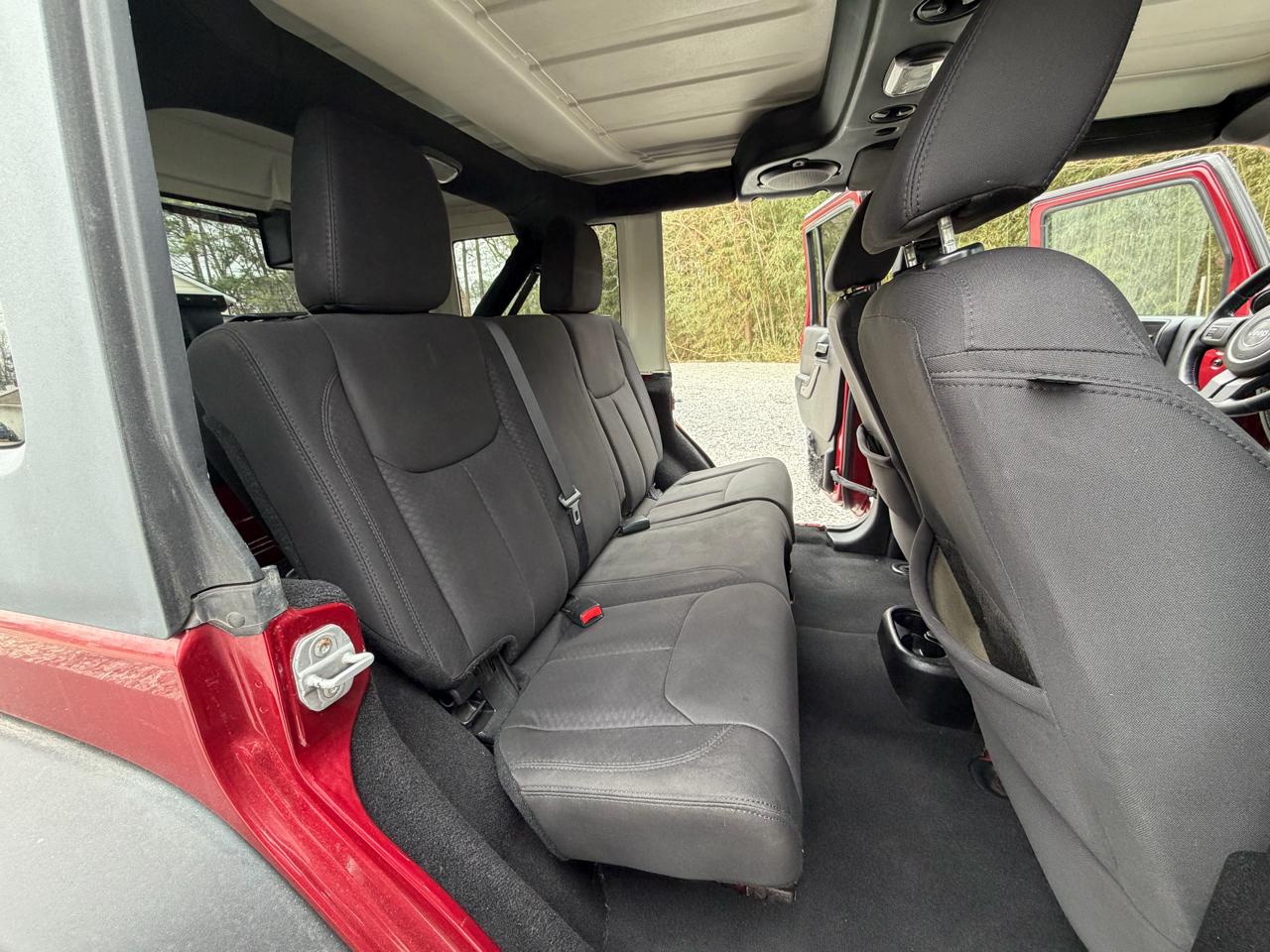 Jeep Wrangler Unlimited Sport 4WD 2013