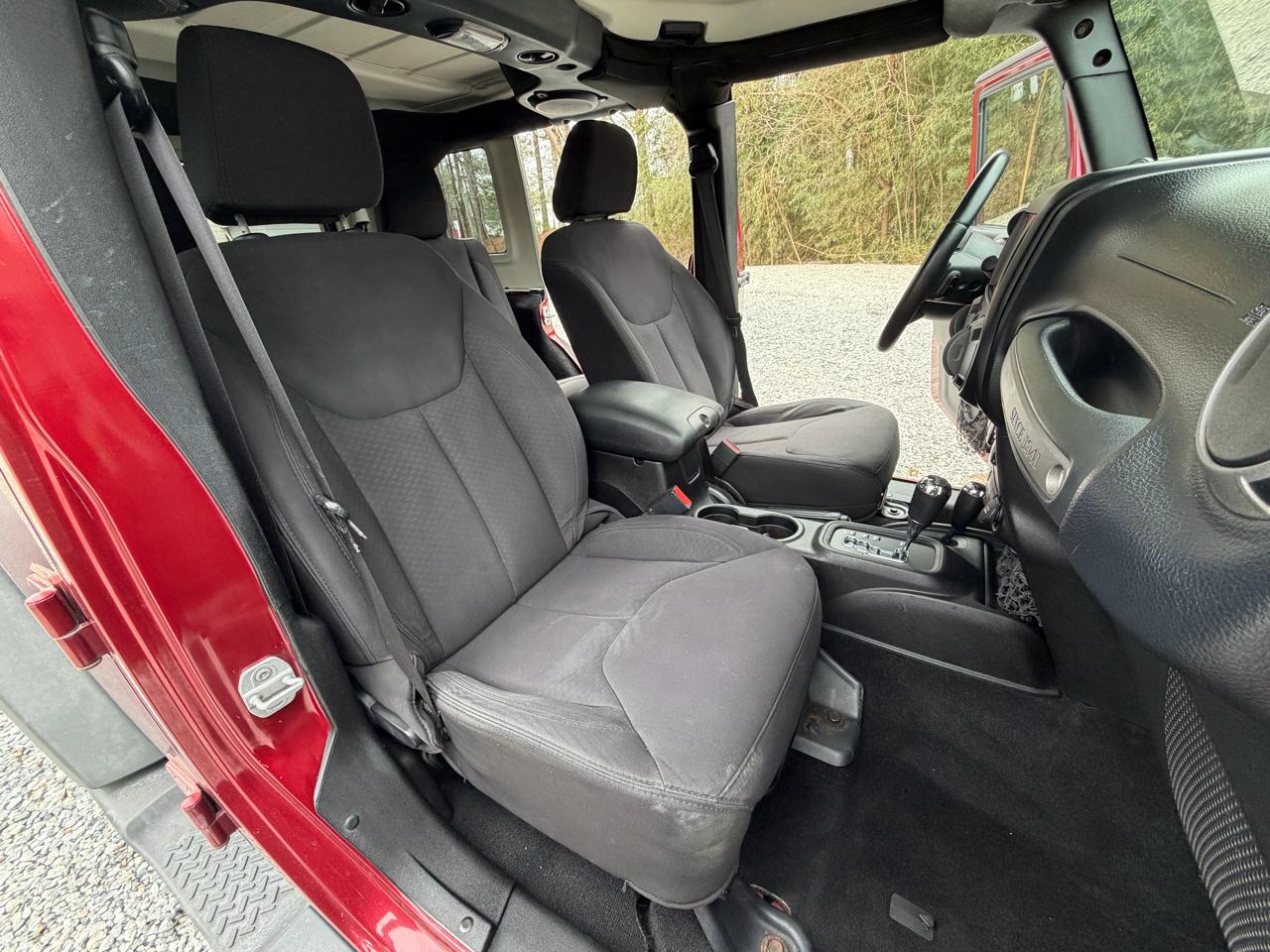 Jeep Wrangler Unlimited Sport 4WD 2013