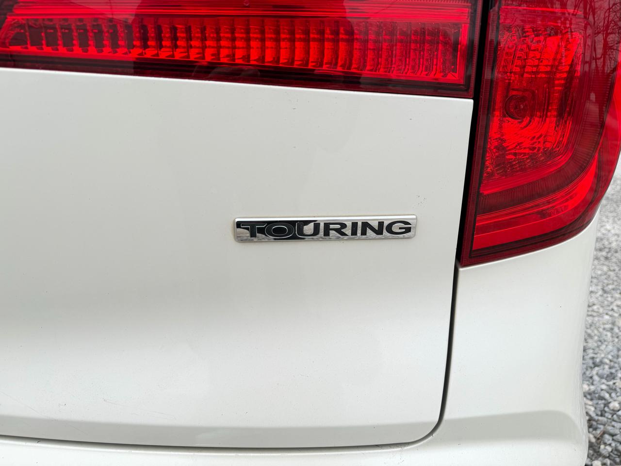 Honda Pilot Touring 2WD 2016