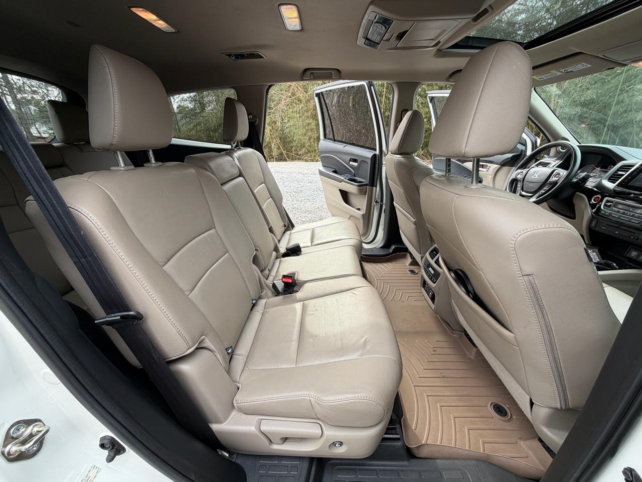 Honda Pilot Touring 2WD 2016