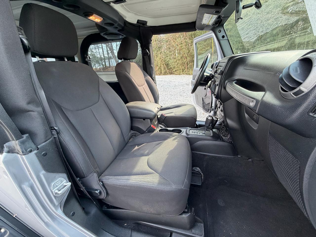 Jeep Wrangler Sport 4WD 2014