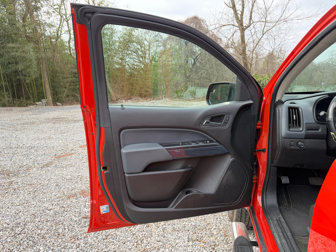 Chevrolet Colorado Z71 Crew Cab 2WD Short Box 2016