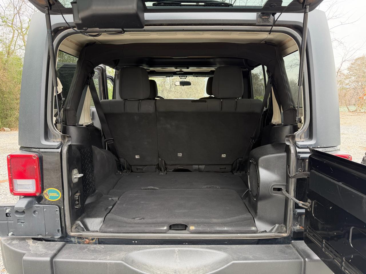 Jeep Wrangler Unlimited Sport 4WD 2012