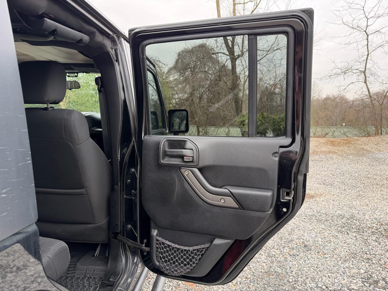 Jeep Wrangler Unlimited Sport 4WD 2012