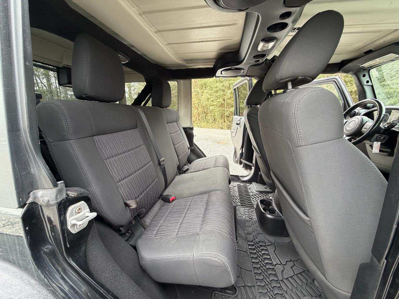 Jeep Wrangler Unlimited Sport 4WD 2012