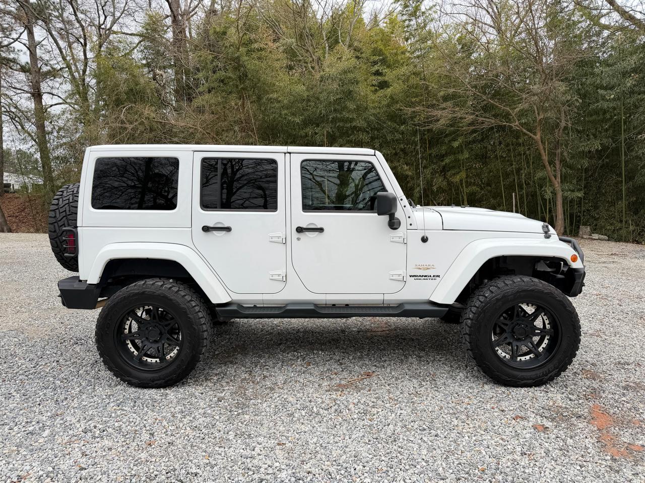 2014 Jeep Wrangler Unlimited Sahara 4WD