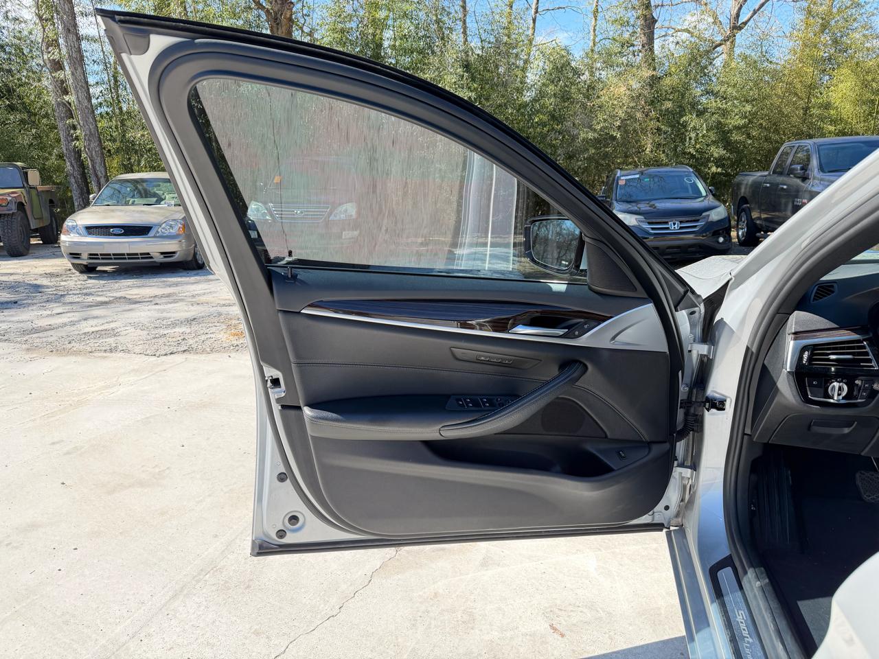 BMW 5-Series 530i 2017