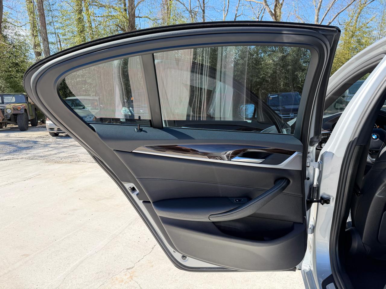 BMW 5-Series 530i 2017