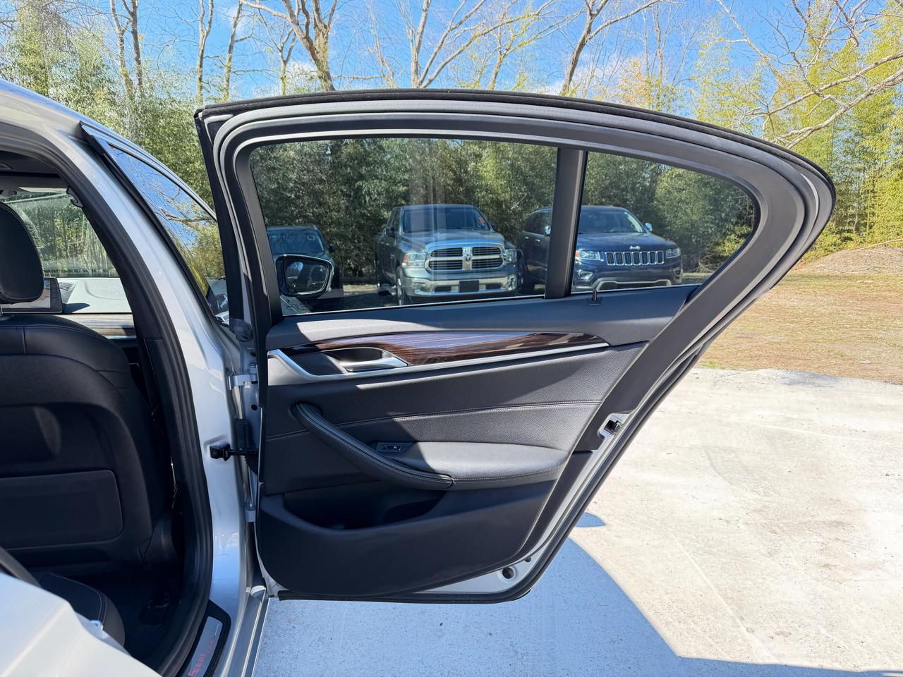 BMW 5-Series 530i 2017