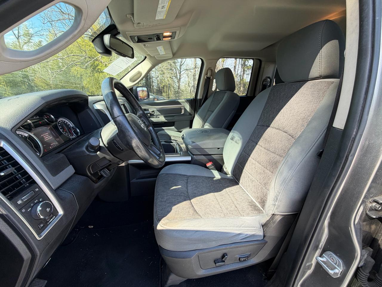 RAM 1500 SLT Quad Cab 2WD 2013