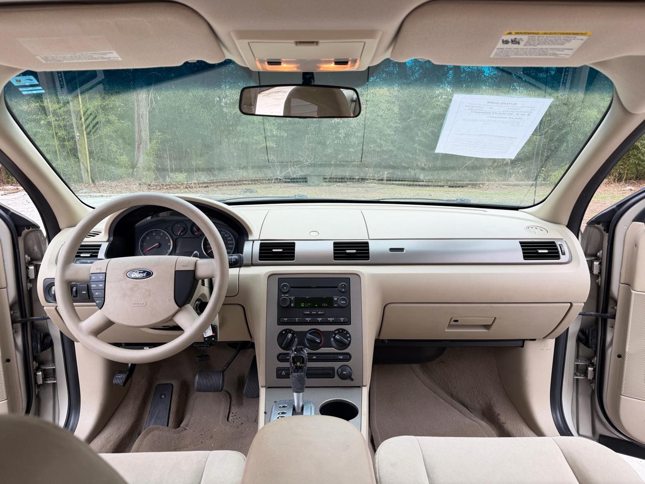 Ford Five Hundred SE 2005