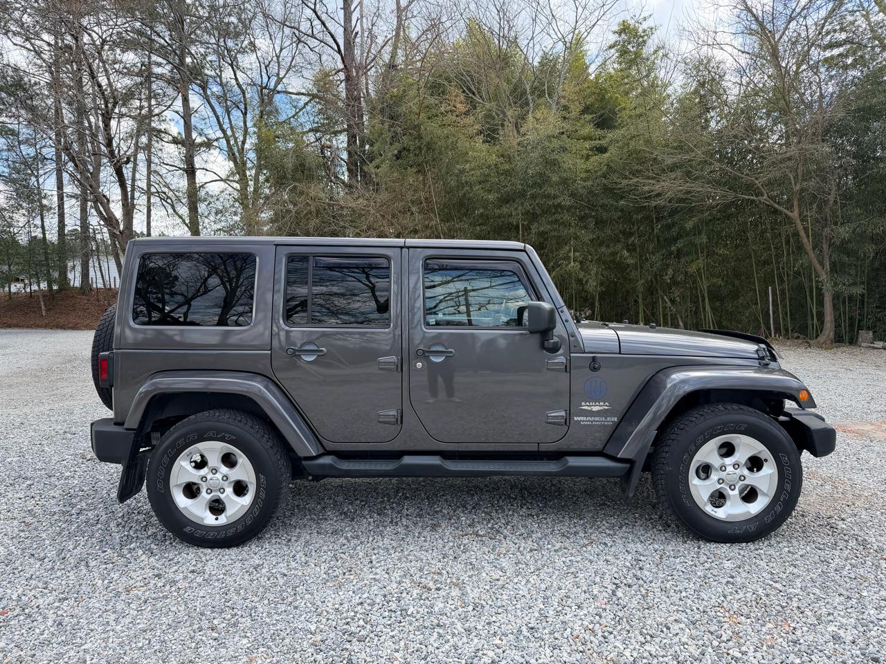 2014 Jeep Wrangler Unlimited Sahara 4WD