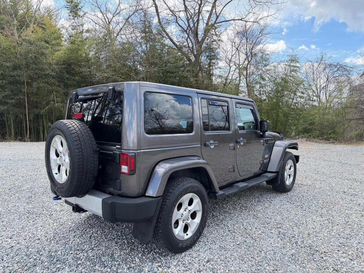Jeep Wrangler Unlimited Sahara 4WD 2014