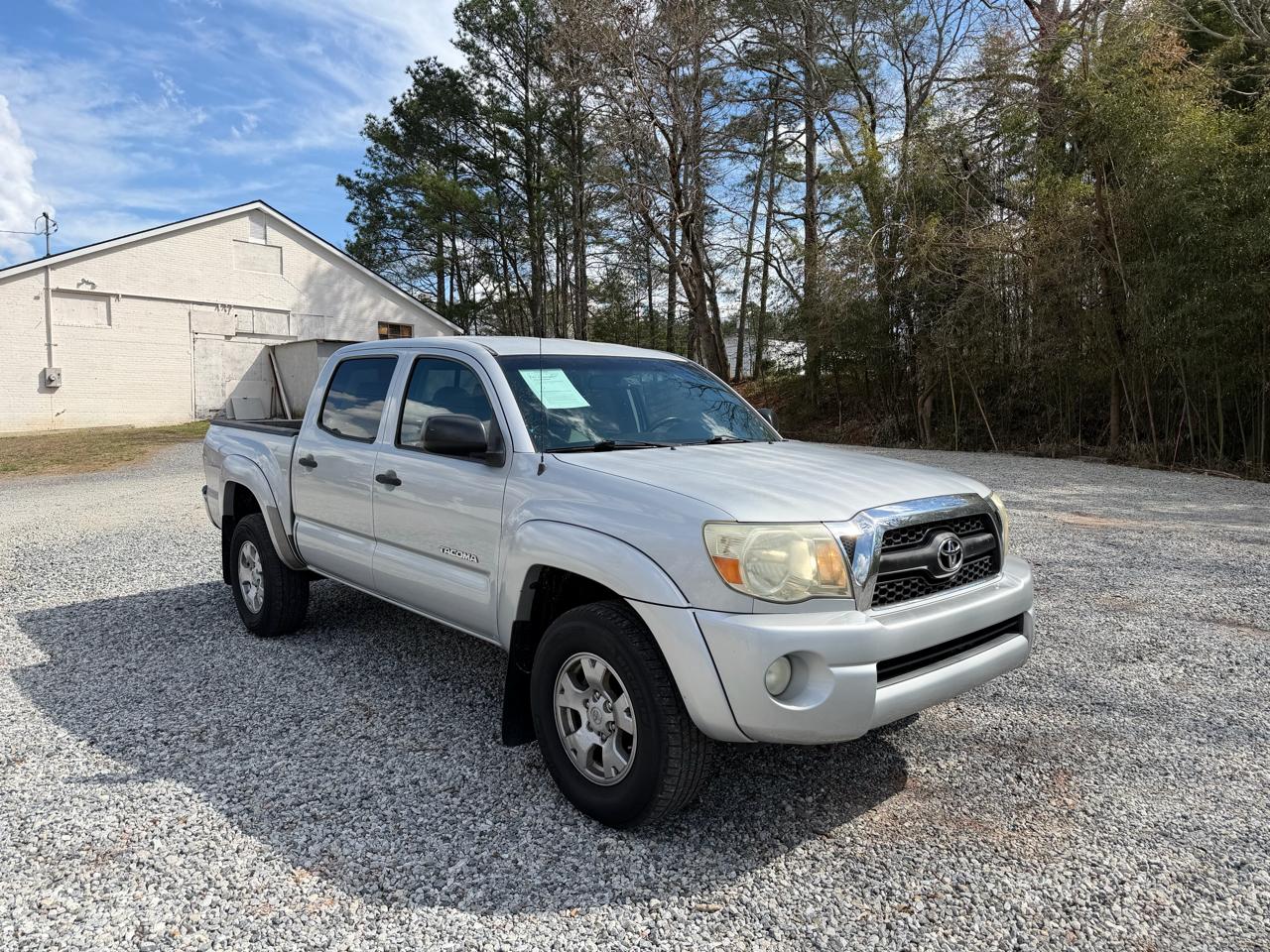 Toyota Tacoma PreRunner Double Cab V6 Auto 2WD 2011
