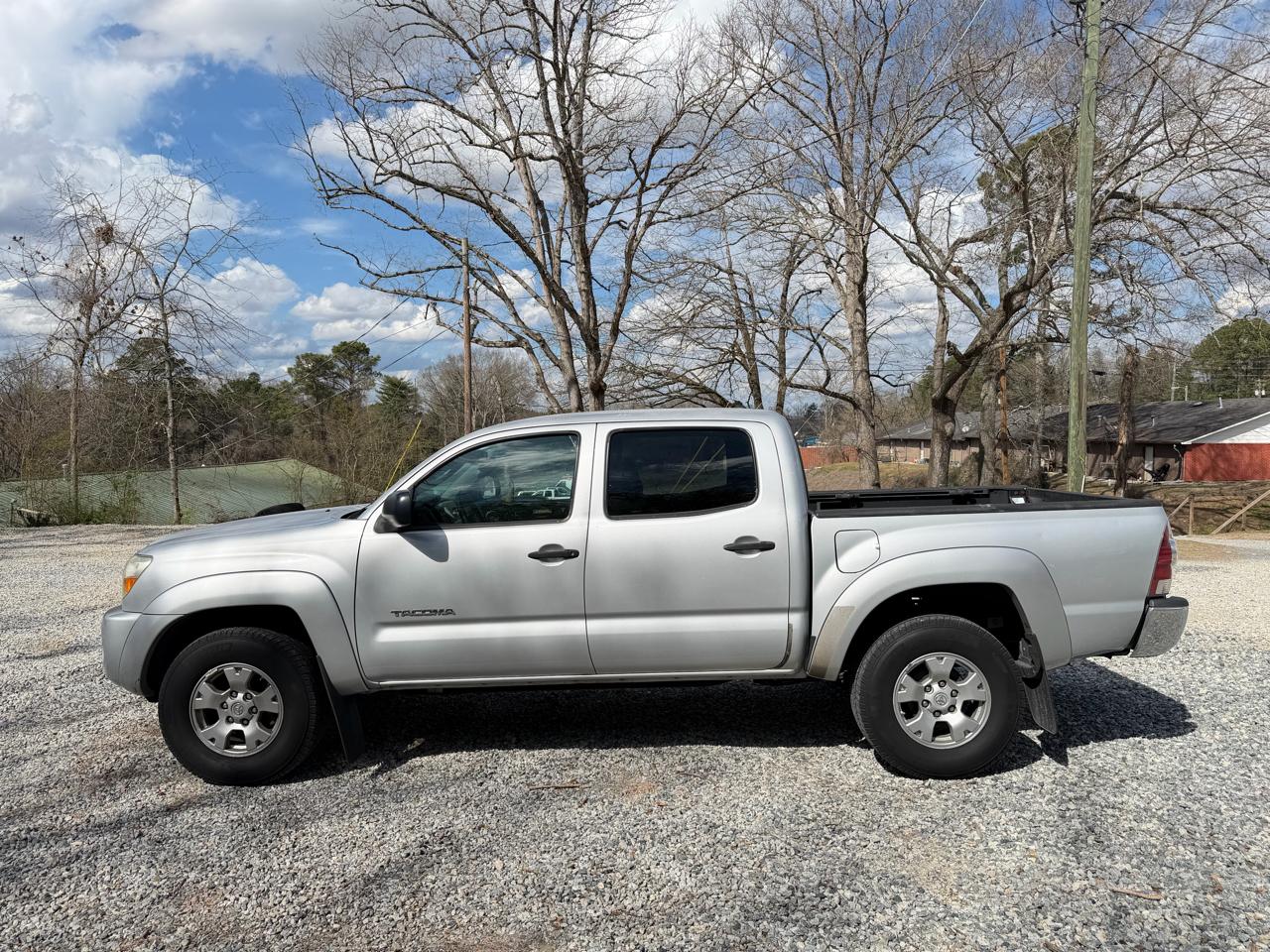 Toyota Tacoma PreRunner Double Cab V6 Auto 2WD 2011