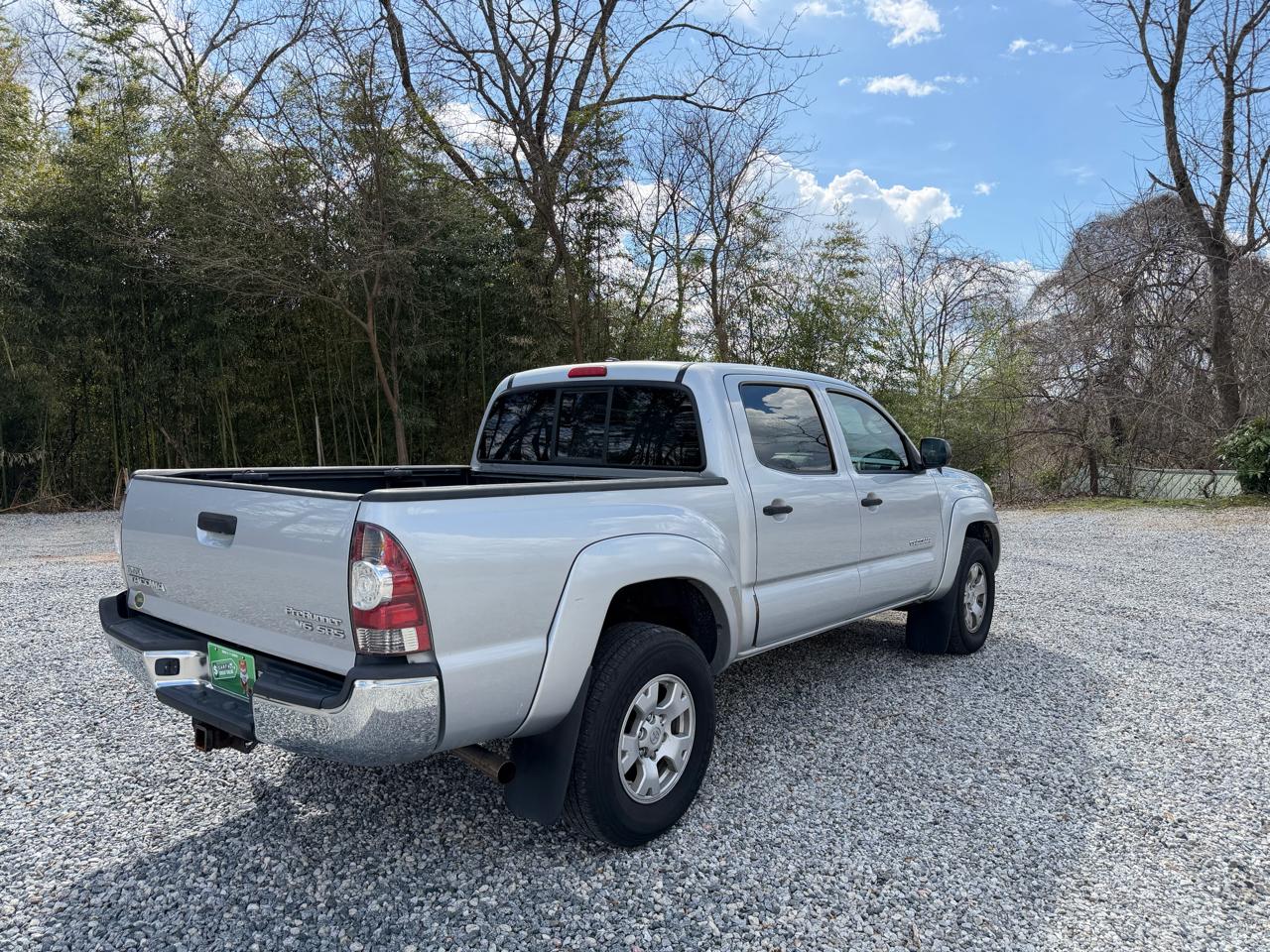 Toyota Tacoma PreRunner Double Cab V6 Auto 2WD 2011