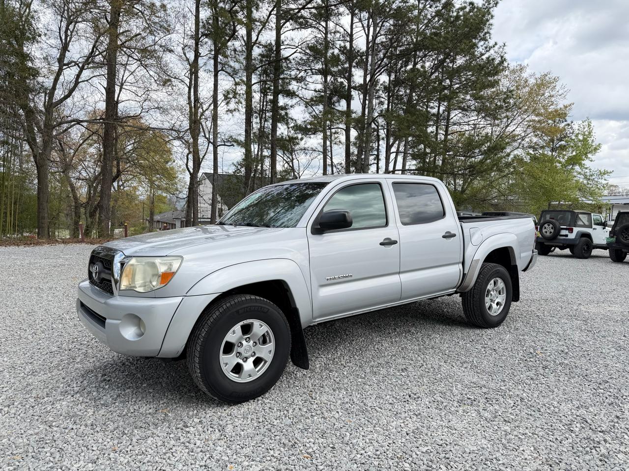 Toyota Tacoma PreRunner Double Cab V6 Auto 2WD 2011