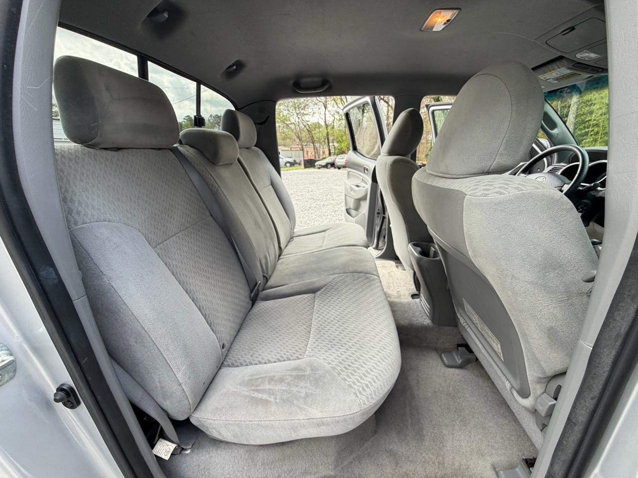 Toyota Tacoma PreRunner Double Cab V6 Auto 2WD 2011