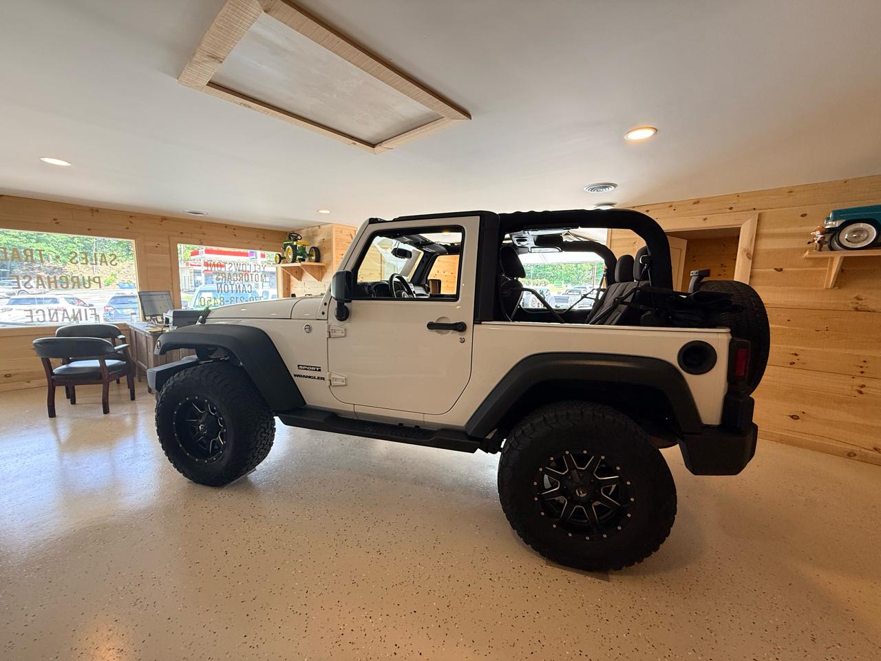 Jeep Wrangler Sport 4WD 2015