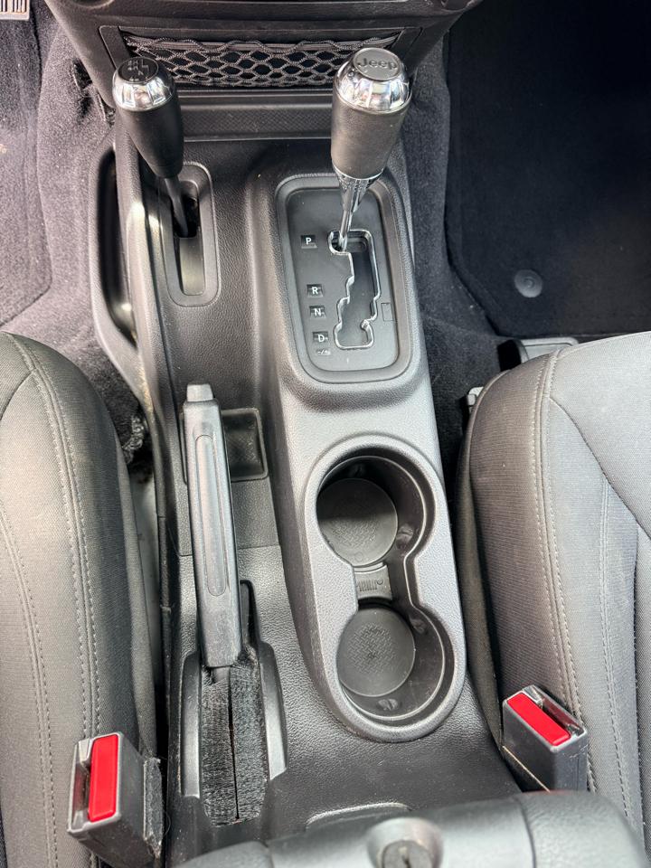Jeep Wrangler Sport 4WD 2015