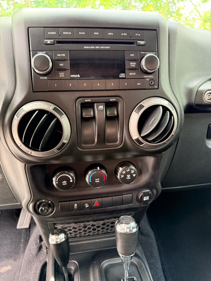 Jeep Wrangler Sport 4WD 2015