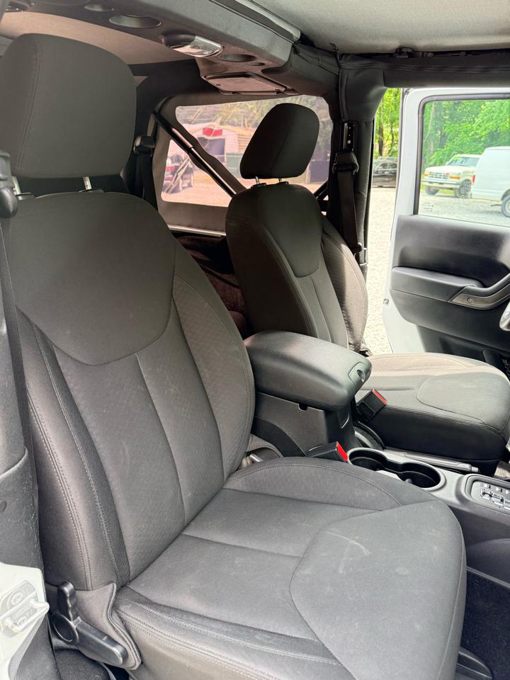 Jeep Wrangler Sport 4WD 2015